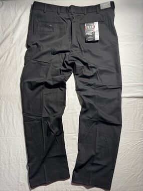 Van Heusen Straight Flat Fit Front Men's Dress Pants Black Ultra Stretch 38W/32L